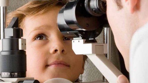 Чем отличается детская диагностика зрения от взрослой?