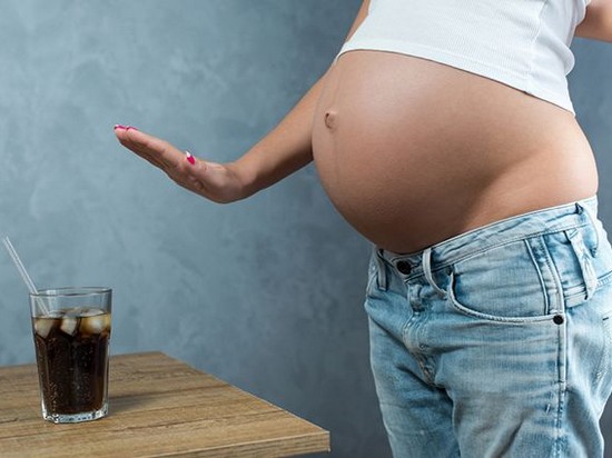 Можно ли беременным пить квас, газировку и шампанское?