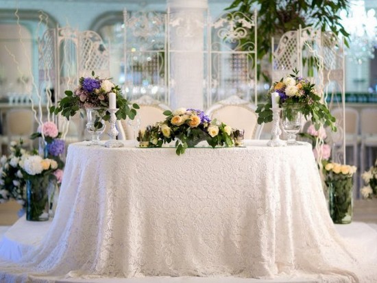 Декорирование свадьбы цветами