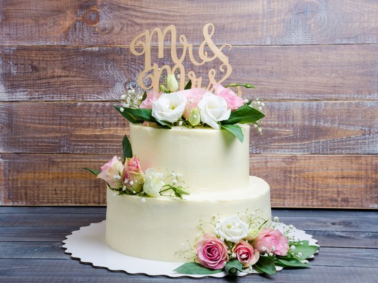 Как выбрать и заказать торт на свадьбу
