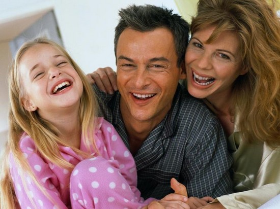 С улыбкой по семейной жизни: секрет семейных отношений