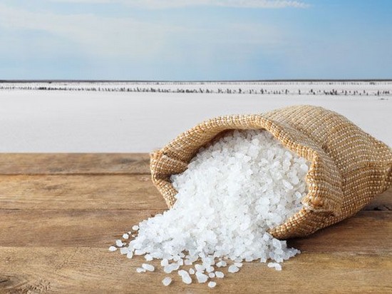 В чём соль? Насколько полезен и вреден этот продукт
