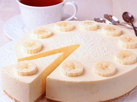 Торт с бананами без выпечки