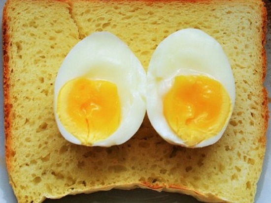 Сколько яиц можно есть в день