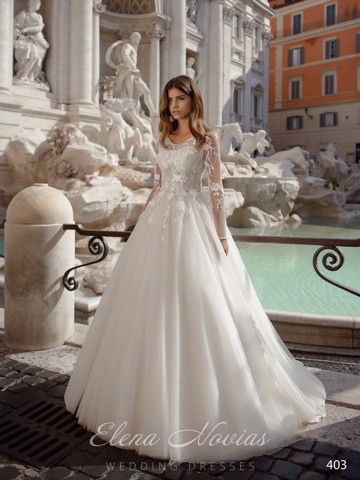 Свадебное платье от модного производителя Elena Novias