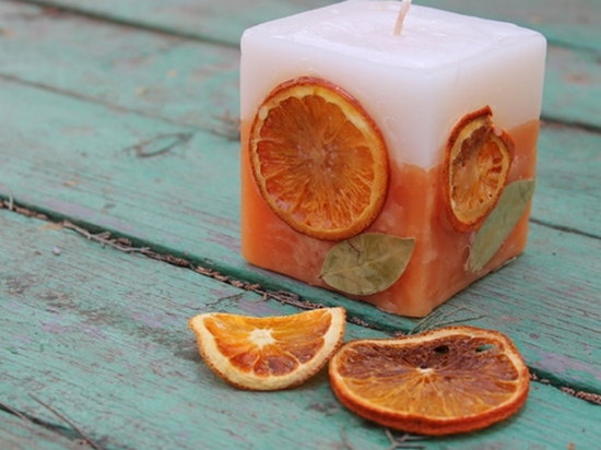 Оригинальная свеча в форме апельсина
