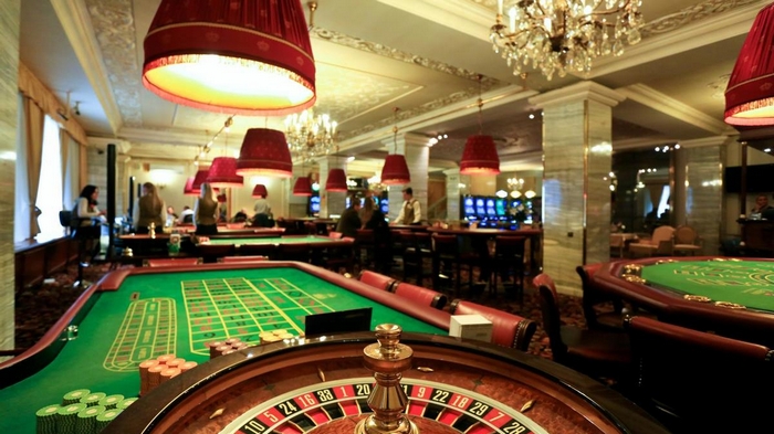 Преимущества и особенности выбора новых игровых автоматов в казино Фараон