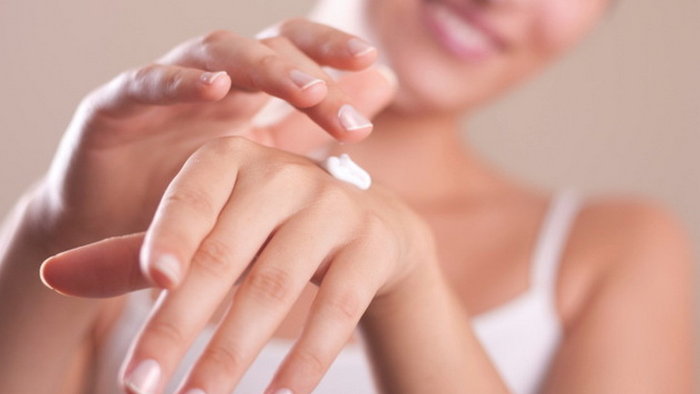 Как самостоятельно ухаживать за кожей рук?