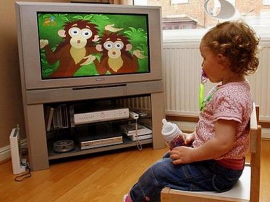 К чему приводит увлечение телевизором в детстве