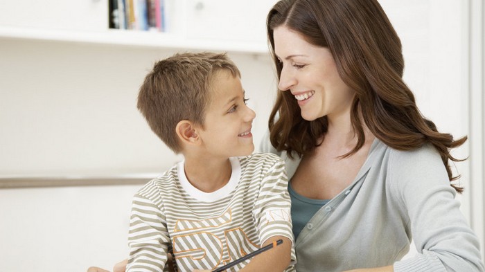 Исследование: интеллект ребенка зависит от матери, а не от отца