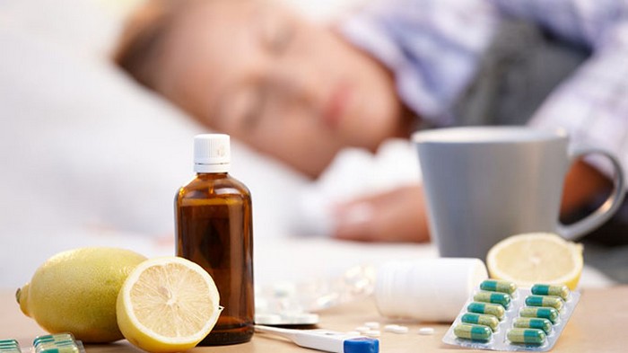 7 самых опасных способов лечения простуды, по мнению врачей
