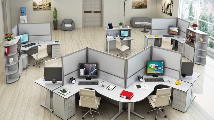 Офисный стол для эффективной работы сотрудников