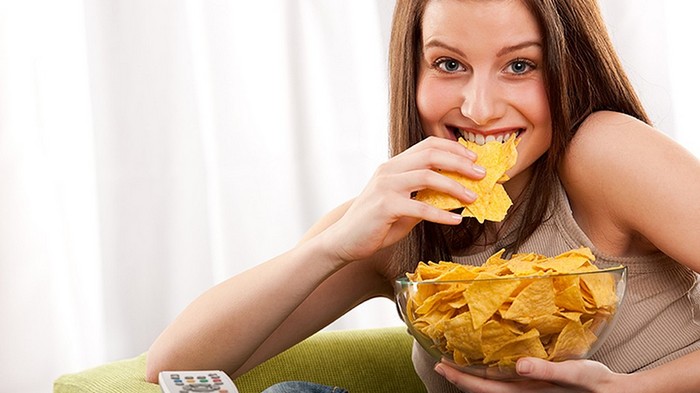 7 признаков того, что вы едите слишком много сахара, и чем это чревато