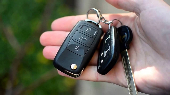 Выкидные ключи для авто: ключевые плюсы и особенности изготовления