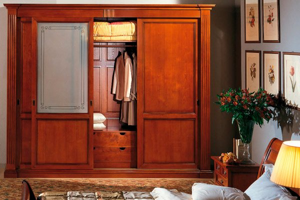 корпусный шкаф-купе