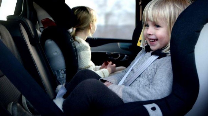 Новые правила перевозки ребенка в такси и своем авто: все, о чем нужно знать