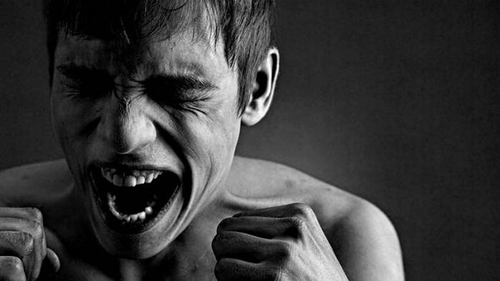 Как гнев физически изменяет ваш мозг и тело