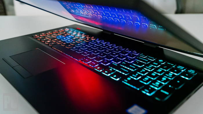 HP OMEN 17 — мощнейший игровой ноутбук для игр в 2020 году