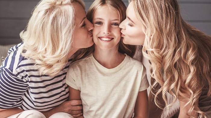 Как разговаривать с девочками: 8 способов поднять дочери самооценку