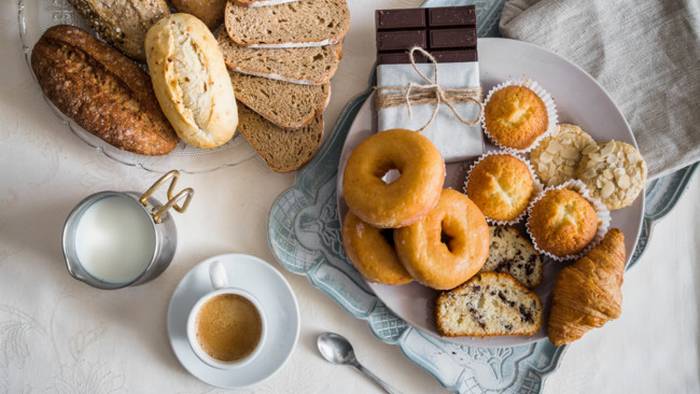 Основы правильного питания: нужно ли отказываться от шоколада, кофе и хлеба