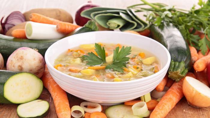Как исправить пересоленный суп: полезные советы