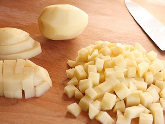 Быстрый картофель кубиками для салата