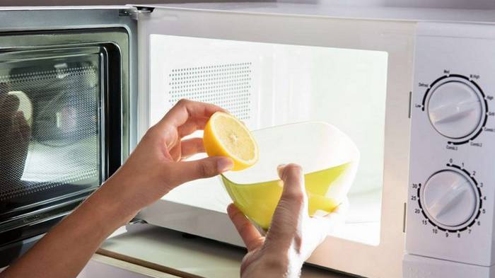 Зачем помещать лимон в микроволновку