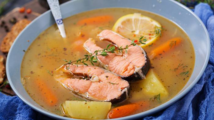 Как сварить греческий традиционный рыбный суп