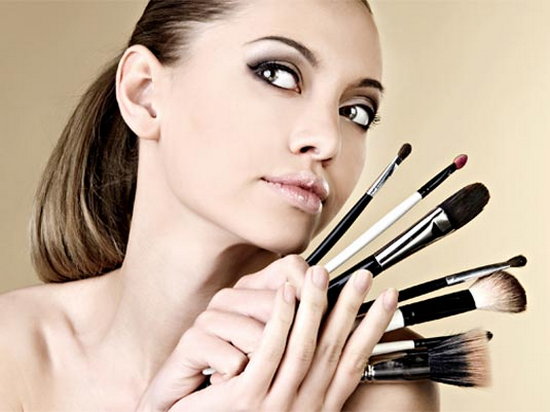 Как наносить макияж: виды, правила и ошибки