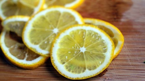5 бьюти-советов c использованием лимона. Недорогие и эффективные способы для улучшения внешности