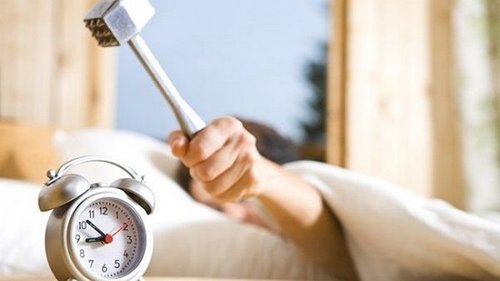 7 правил бодрого подъема: как без проблем вставать по утрам