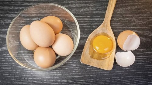 С какими продуктами нужно сочетать яйца