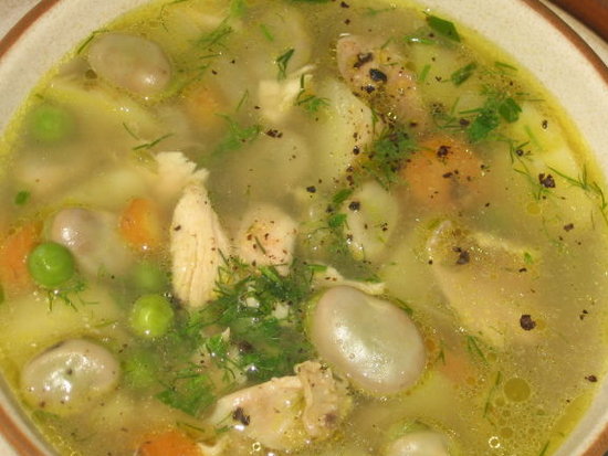 Суп из зеленого гороха с мидиями и базиликом (рецепт)