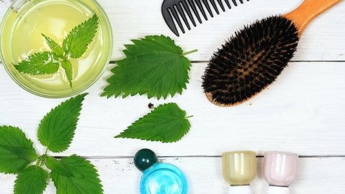 Рецепт витаминной маски для волос из крапивы