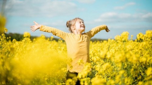 Как воспитать счастливого ребенка