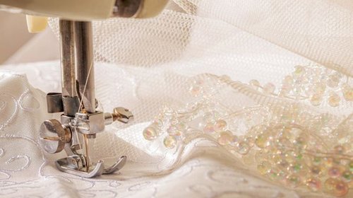 Пошив свадебных платьев на заказ – выбор стильных невест