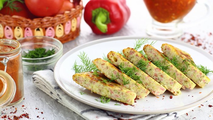 Рецепт лепешек с колбасой и сыром