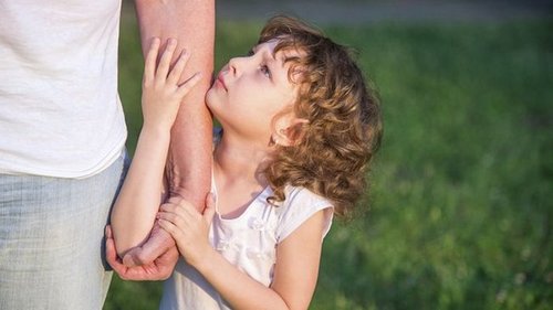 Почему не нужно воспитывать дочь в смирении и послушании