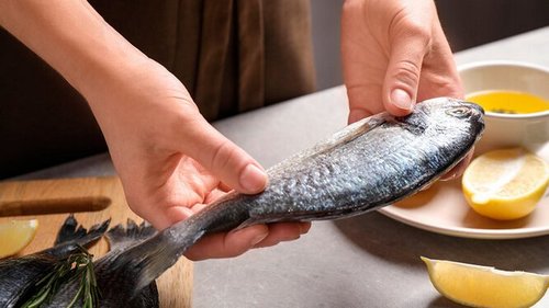 Не только рыба: 7 продуктов для здоровья щитовидной железы