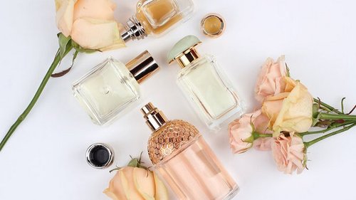 Стойкие духи или не стойкие: как выбрать парфюм, который будет оставлять шлейф