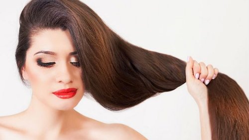 Уход за волосами дома: правила, ошибки и густые перспективы