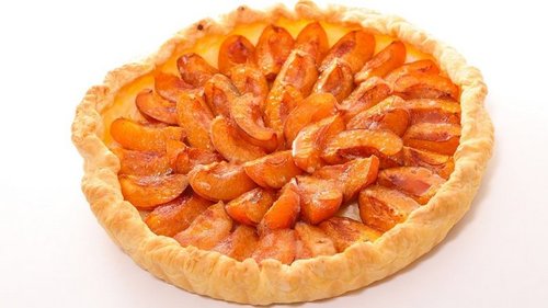 На даче пеку пирог с абрикосами на кефире, как учила цыганка Галина