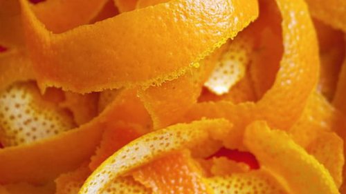 Используем корки от апельсина в быту: самые лучшие способы