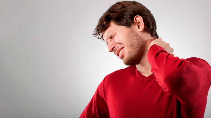 Ученые выяснили с чем связана боль в шее