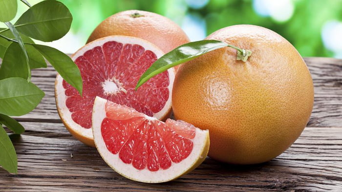 Грейпфрут и его полезные и вредные свойства