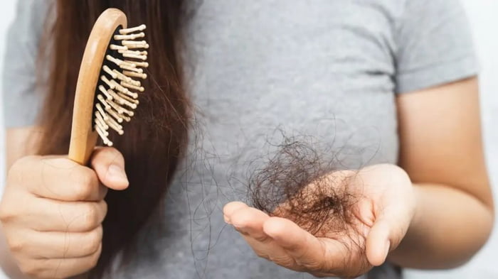 Выпадение волос: как бороться с выпадением волос