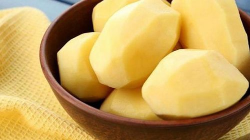 Как использовать картофель для здоровья кожи?