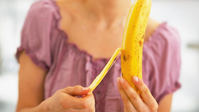5 различных способов использования банановой кожуры для кожи