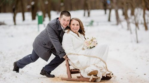 Зимние свадебные аксессуары – неповторимый образ невесты