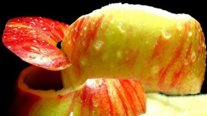 Почему нужно есть яблоки с кожурой